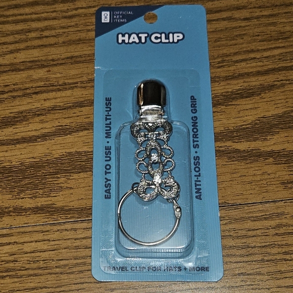 Swirl Silver Hat Clip BNIB - Picture 8 of 8